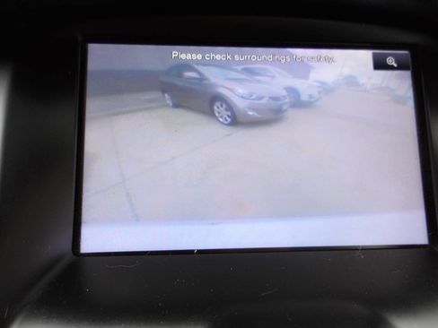 Used 2013 Ford Focus Titanium FWD image 39