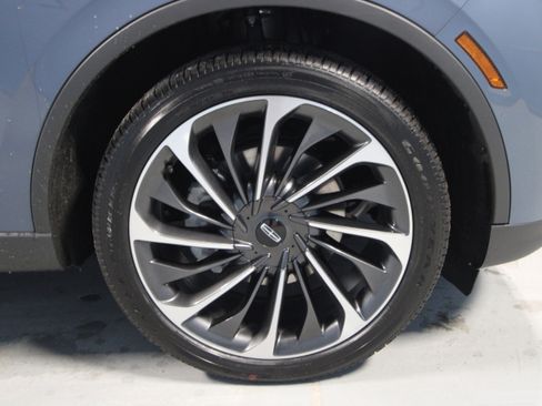 New 2026 Lincoln Aviator Reserve AWD/4WD image 35