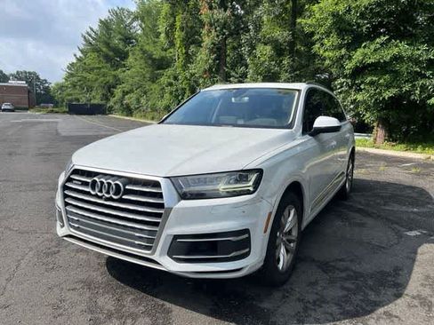 Used 2017 Audi Q7 3.0T Premium Plus AWD/4WD image 1