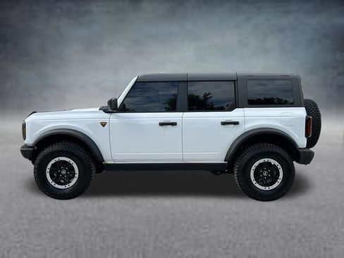 Used 2024 Ford Bronco Badlands w/ Sasquatch Package AWD/4WD image 6