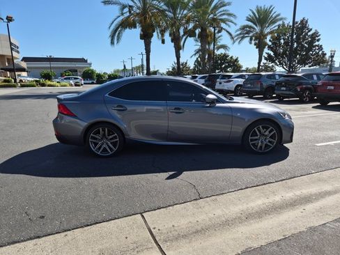 Used 2019 Lexus IS 350 F Sport w/ F Sport Package RWD image 4