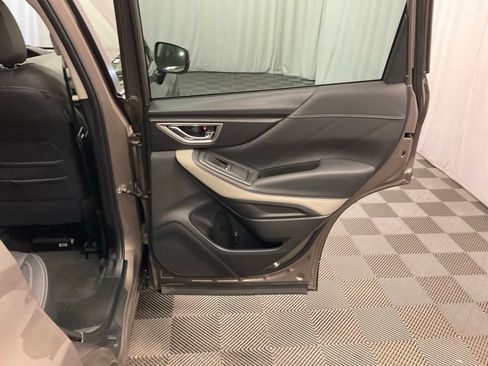 Used 2022 Subaru Forester Limited AWD/4WD image 25