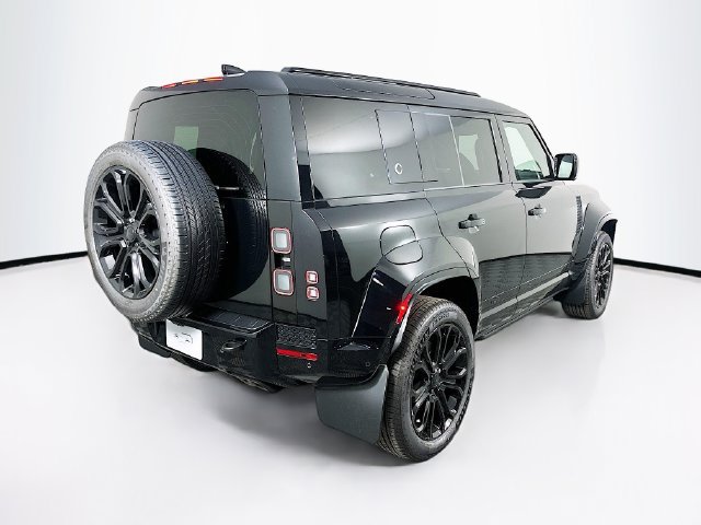 New 2026 Land Rover Defender 110 OCTA AWD/4WD image 5
