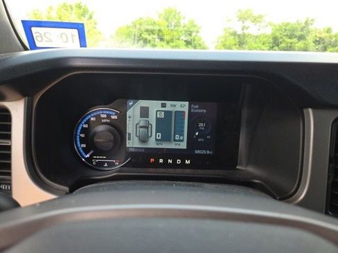 Used 2022 Ford Bronco Outer Banks w/ Sasquatch Package AWD/4WD image 9