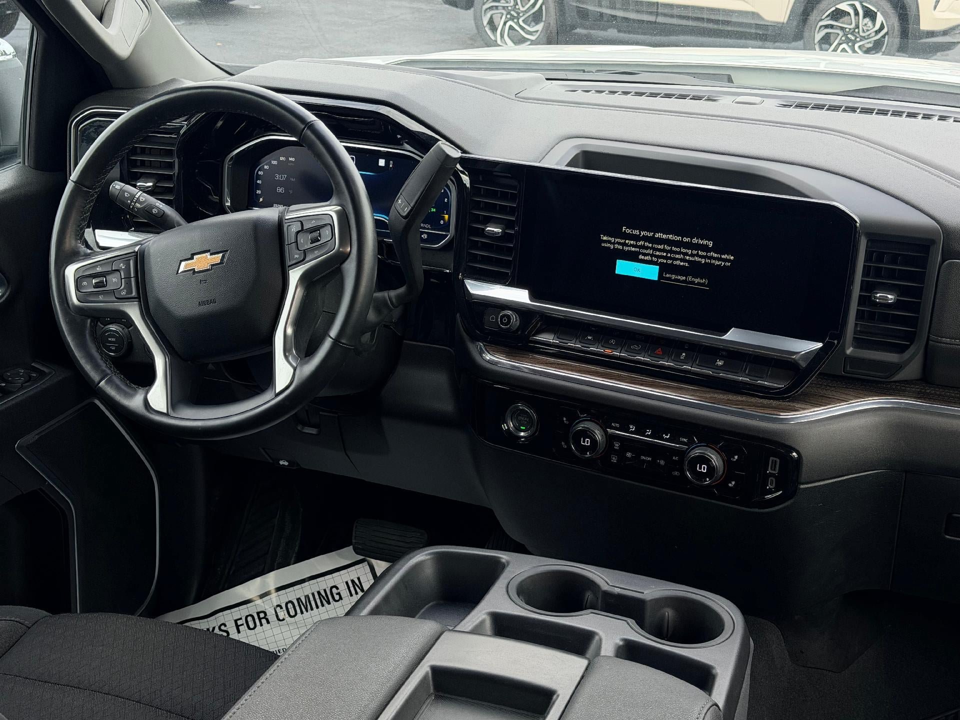 Used 2023 Chevrolet Silverado 1500 LT AWD/4WD image 9