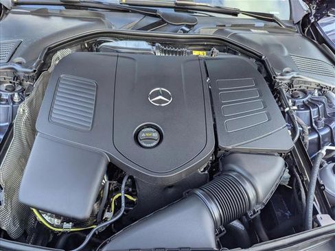 Used 2025 Mercedes-Benz C 300 Sedan image 15