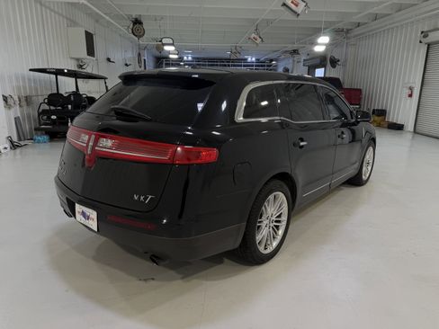 Used 2018 Lincoln MKT AWD w/ Technology Package image 6