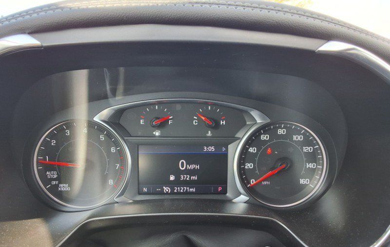 Used 2025 Chevrolet Blazer LT AWD/4WD image 12