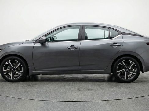 Used 2025 Nissan Sentra SV FWD image 5