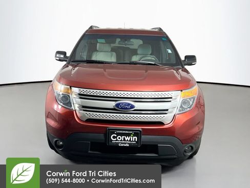 Used 2014 Ford Explorer XLT FWD image 4