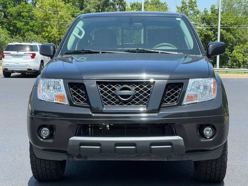 Used 2020 Nissan Frontier SV w/ Midnight Edition Floor Mats AWD/4WD image 39