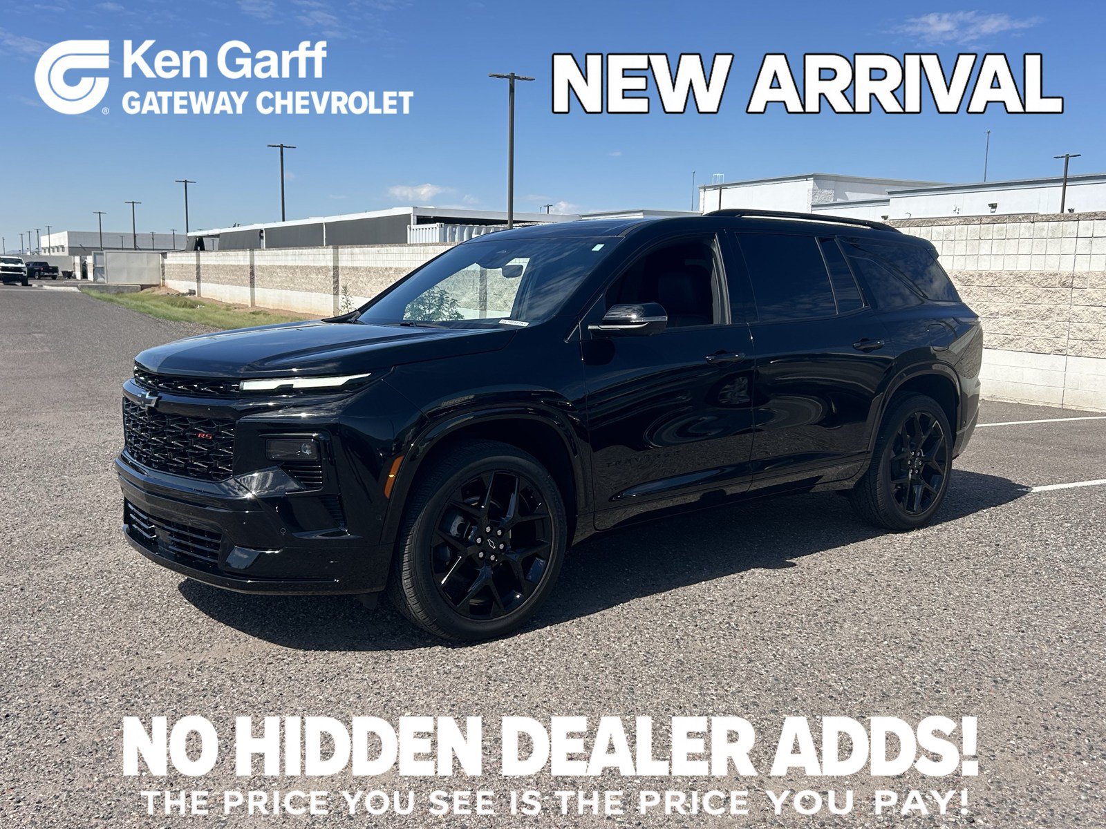 Used 2026 Chevrolet Traverse RS w/ LPO, Floor Liner Package FWD image 1