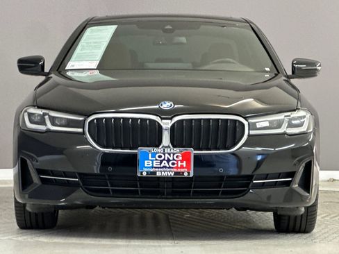 Used 2023 BMW 530e w/ Convenience Package RWD image 5