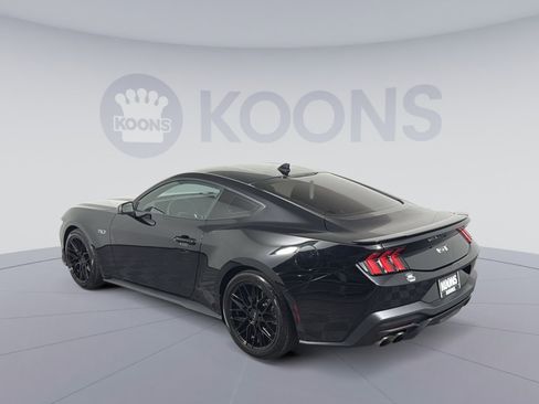 Used 2024 Ford Mustang GT Premium image 4