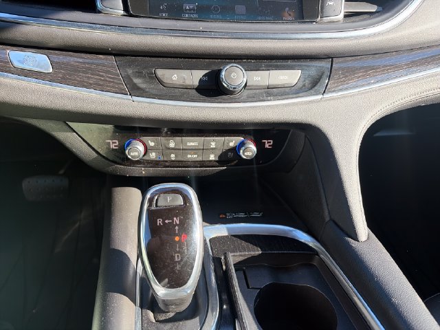 Used 2019 Buick Enclave Avenir w/ Avenir Technology Package AWD/4WD image 18