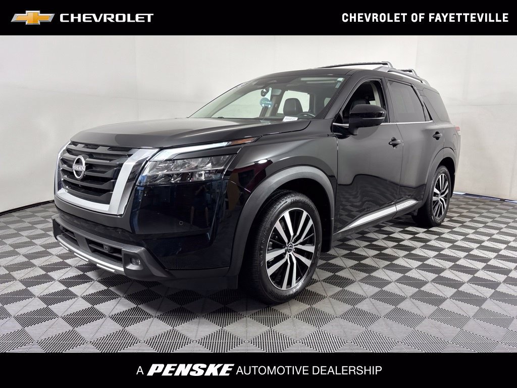 Used 2023 Nissan Pathfinder Platinum w/ Cargo Package AWD/4WD image 1