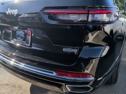 New 2025 Jeep Grand Cherokee L Overland w/ Advanced Protech Group III image 21