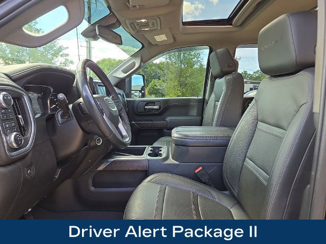 Used 2023 GMC Sierra 2500 Denali AWD/4WD image 2