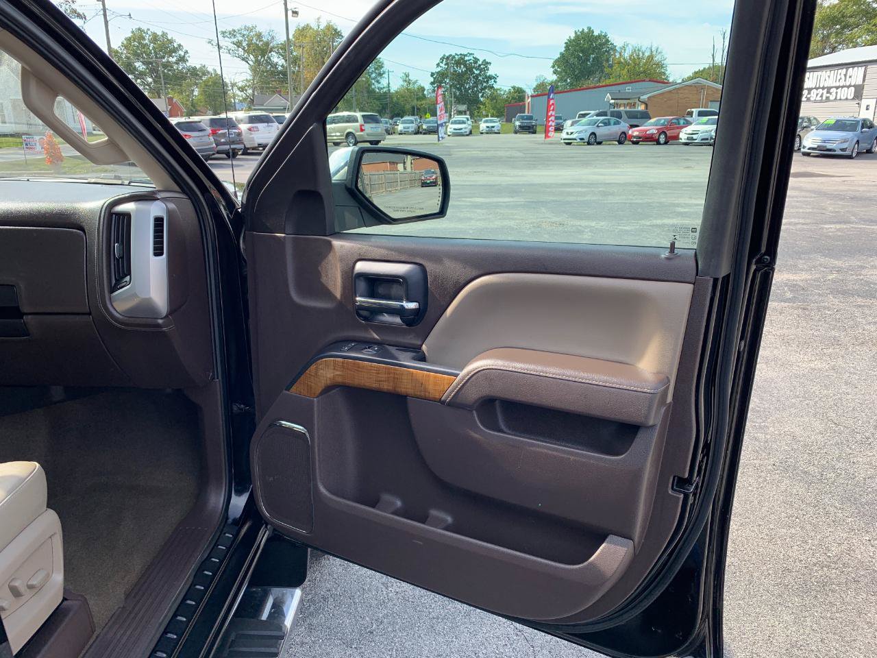 Used 2014 GMC Sierra 1500 SLT w/ SLT Preferred Package AWD/4WD image 34