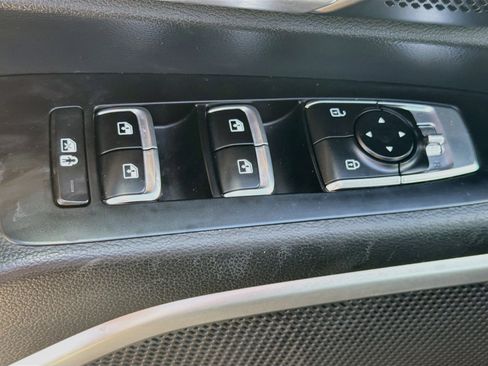 Used 2025 Kia Telluride S AWD/4WD image 15