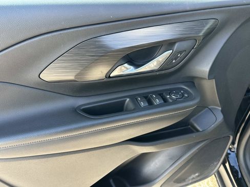 Used 2022 GMC Terrain SLE w/ Driver Convenience Package image 14