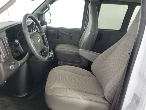 Used 2023 Chevrolet Express 3500 LS RWD image 16
