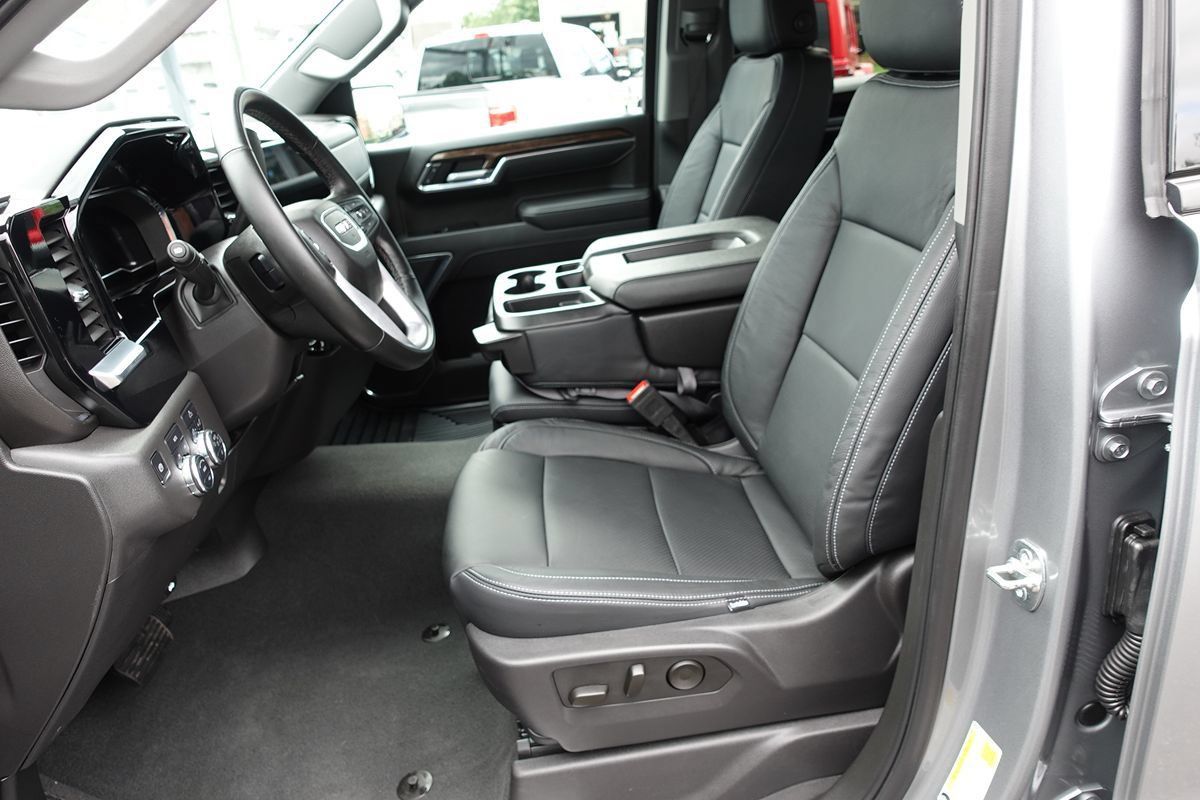 Used 2025 GMC Sierra 1500 Elevation AWD/4WD image 19
