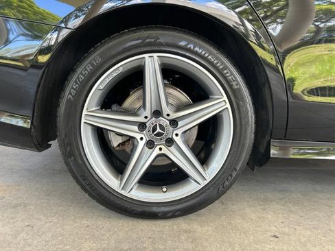 Used 2019 Mercedes-Benz E 300 image 20