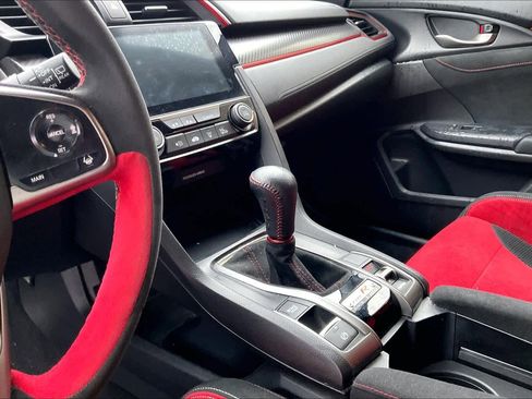 Used 2021 Honda Civic Type R image 19