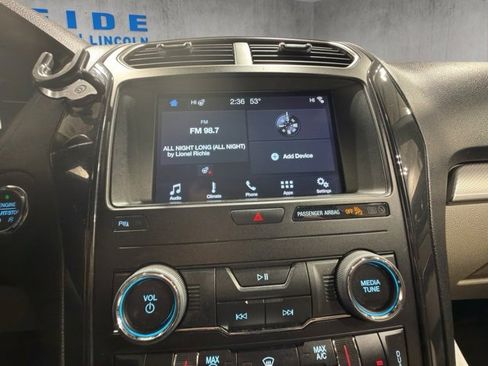 Used 2018 Ford Explorer XLT w/ Equipment Group 202A image 16