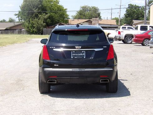 Used 2017 Cadillac XT5 Luxury AWD/4WD image 7
