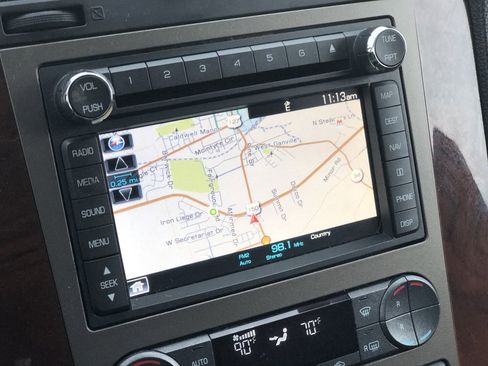 Used 2014 Lincoln Navigator image 23