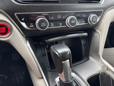 Used 2018 Honda Accord EX-L image 24