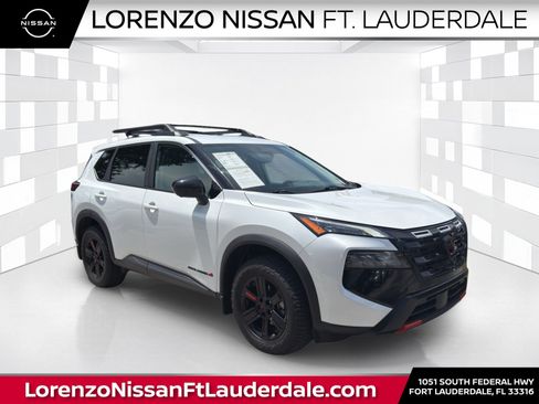 Certified 2026 Nissan Rogue SV AWD/4WD image 1