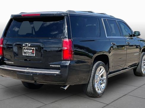 Used 2020 Chevrolet Suburban Premier w/ Premier Plus Edition RWD image 13