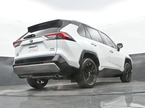 Used 2023 Toyota RAV4 XSE w/ XSE Grade Weather Package AWD/4WD image 28