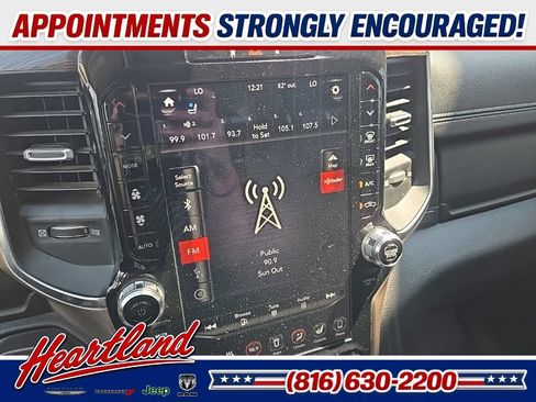 Used 2019 RAM 1500 Laramie AWD/4WD image 64