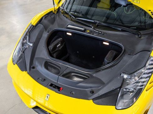 Used 2015 Ferrari 458 Speciale Coupe RWD image 42