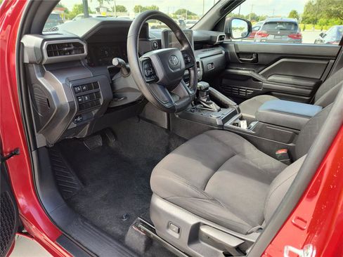 Used 2024 Toyota Tacoma TRD Sport image 2