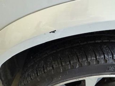 Used 2018 Volvo XC90 T6 Momentum w/ Convenience Package image 6