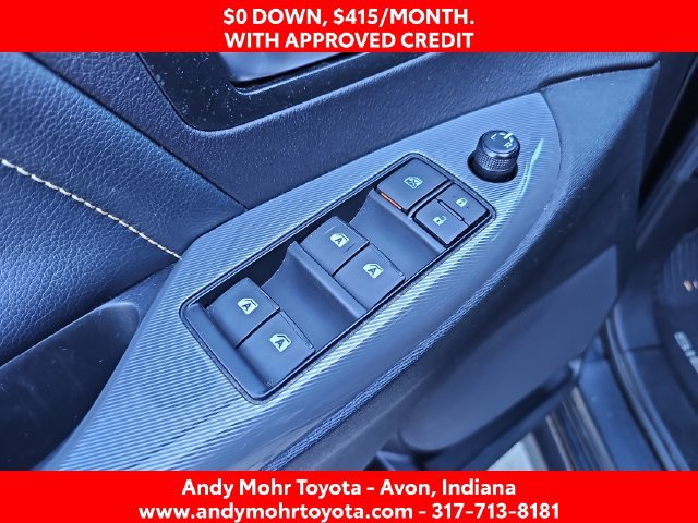 Used 2017 Toyota Sienna SE FWD image 12
