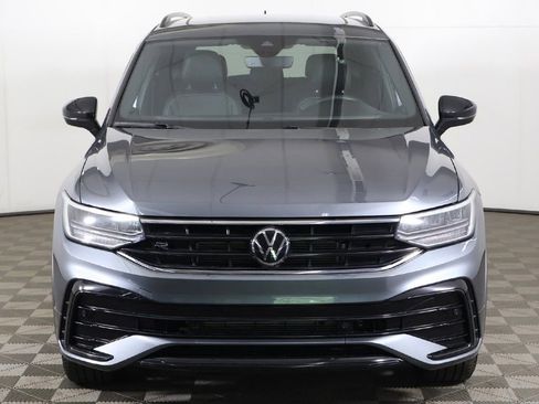 Used 2022 Volkswagen Tiguan SE R-Line AWD/4WD image 12
