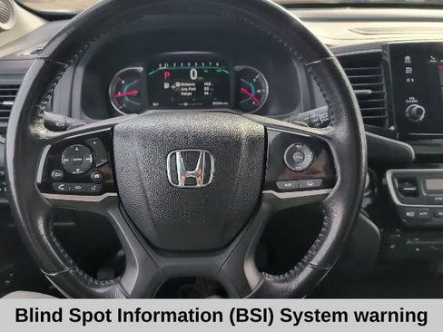 Used 2021 Honda Pilot Touring image 10