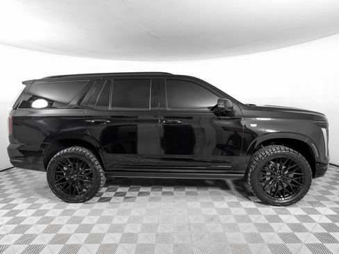 Used 2026 Cadillac Escalade Sport w/ LPO, ONYX Package image 4