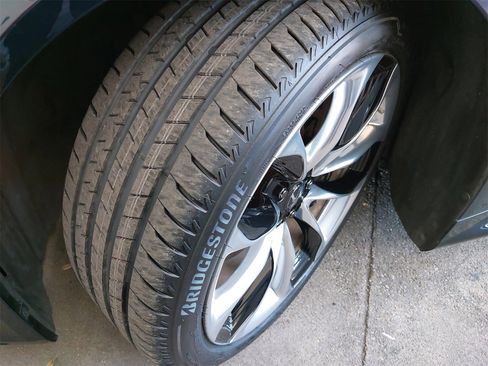 Used 2018 Lexus LC 500 Coupe image 38