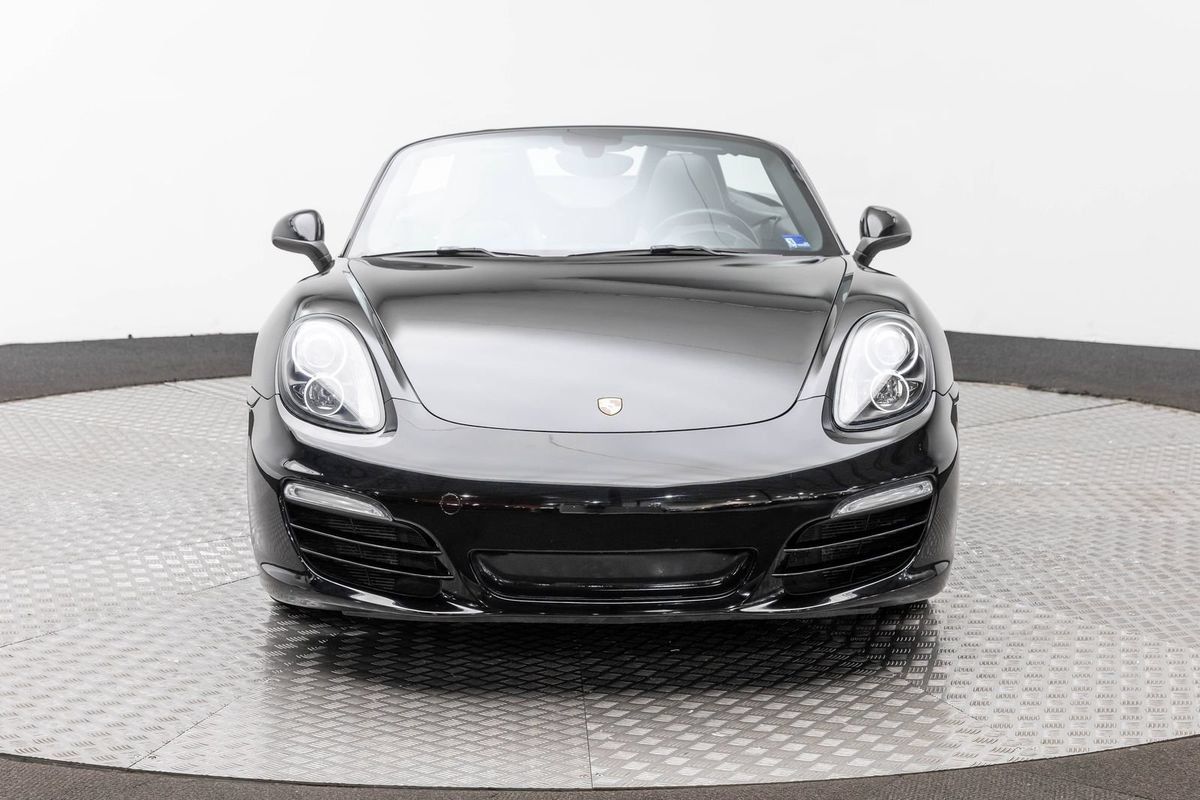 Used 2014 Porsche Boxster RWD image 3