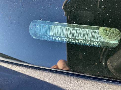 Used 2017 Nissan Frontier SV image 19