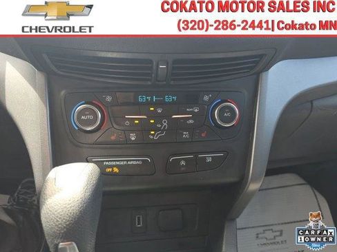 Used 2017 Ford Escape SE w/ SE Cold Weather Package AWD/4WD image 22