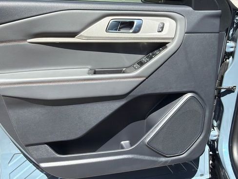 New 2026 Ford Explorer Active image 10