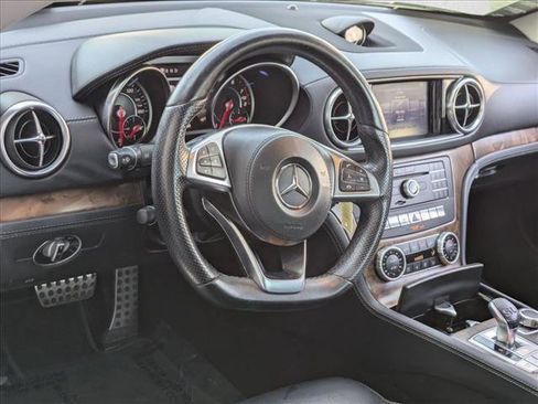 Used 2017 Mercedes-Benz SL 450 image 10